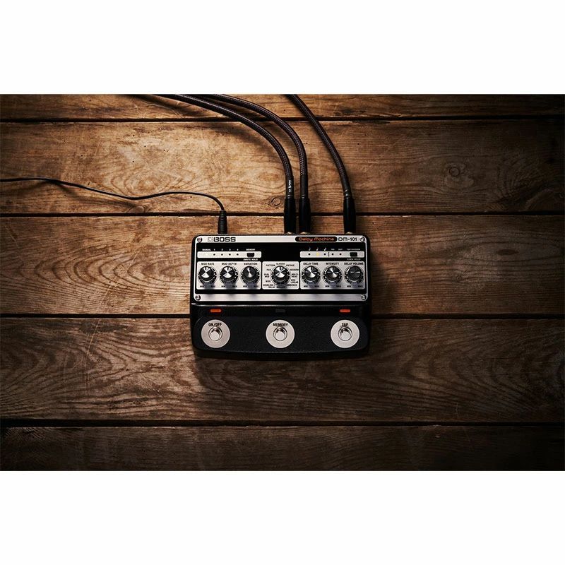 BOSS DM-101 Delay Machine アナログ・ディレイ・マシーン