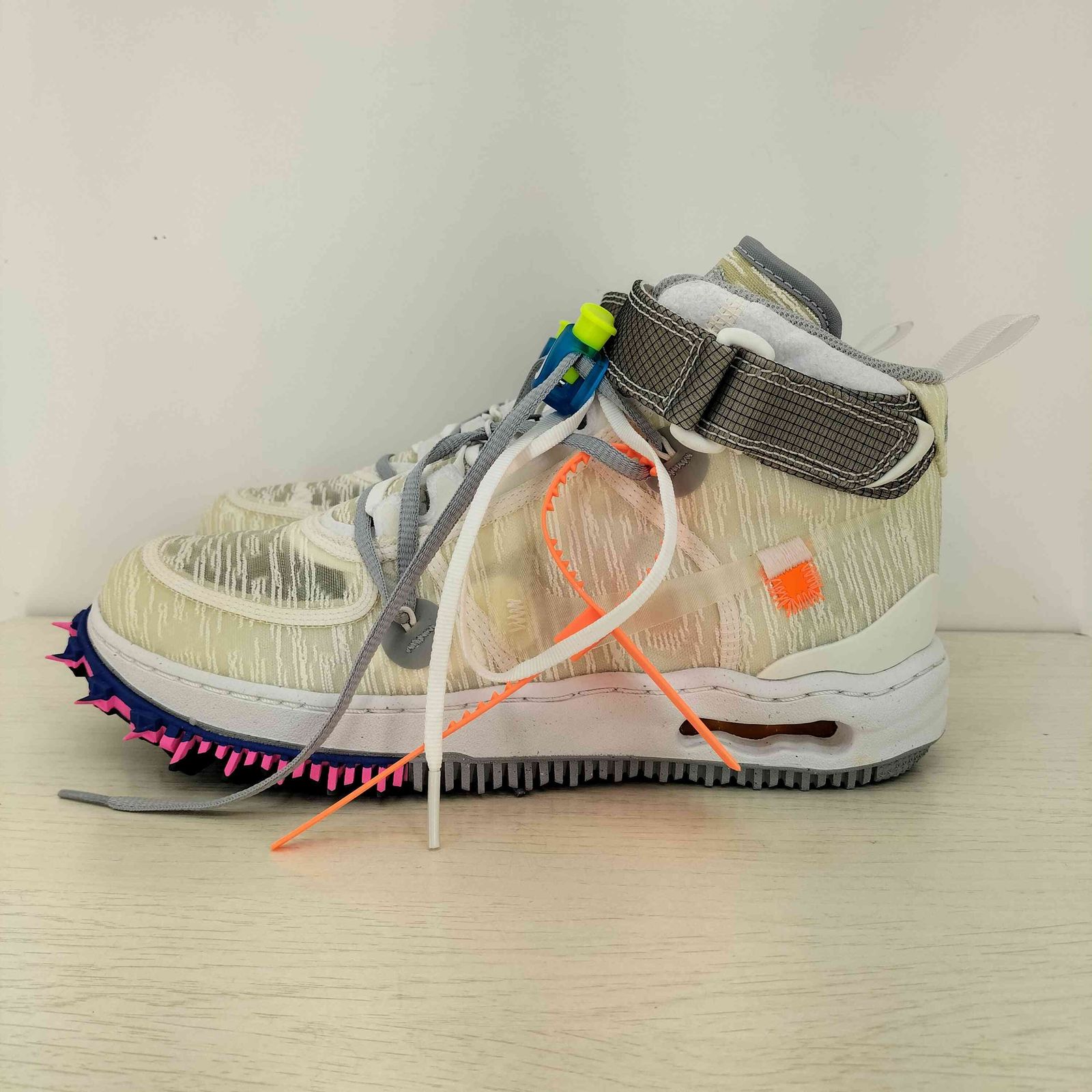 オフホワイト OFF-WHITE AIR FORCE 1 MID SP メンズ 26.0-み