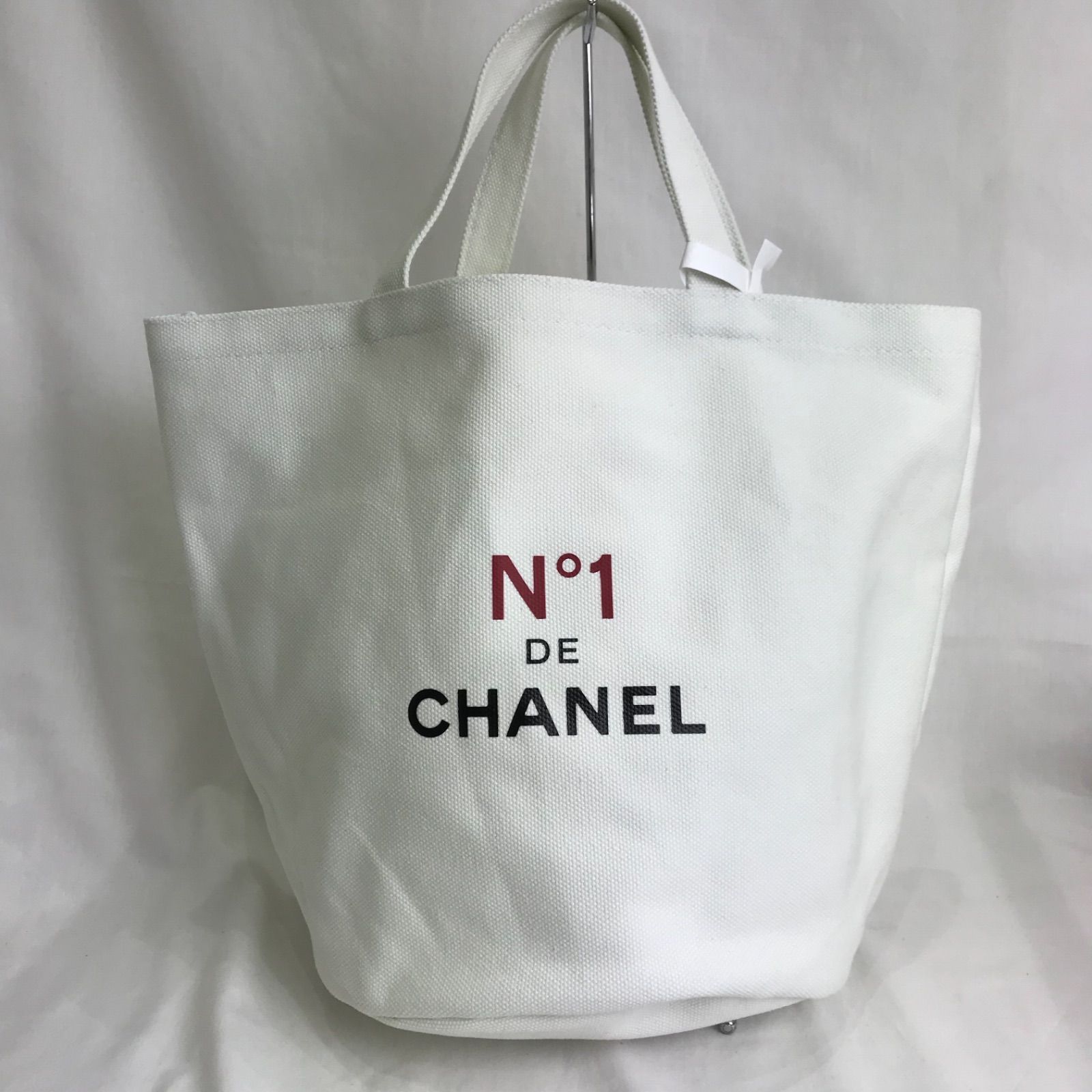 シャネルその他(14)CHANEL N°1 ノベルティキャンバストートバッグ