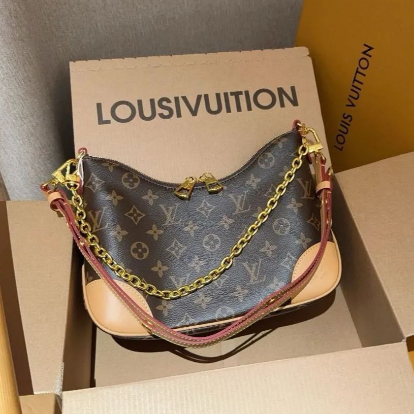 新品未使用 箱付  LOUIS VUITTON   ノベルティトートバッグ 専用ページ