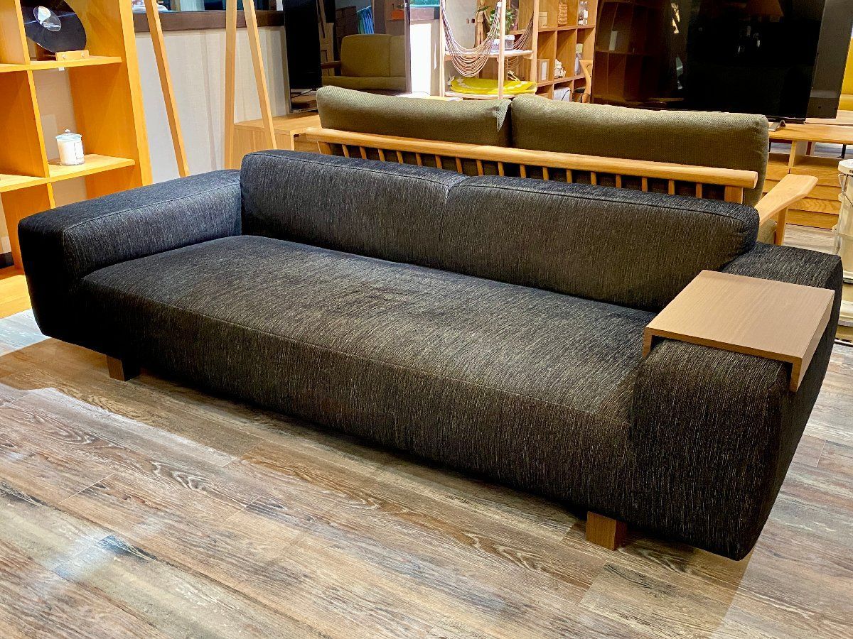 定価11万 [幅260] ソファ 4人掛けカウチソファ スチール脚 LOWYA lowya