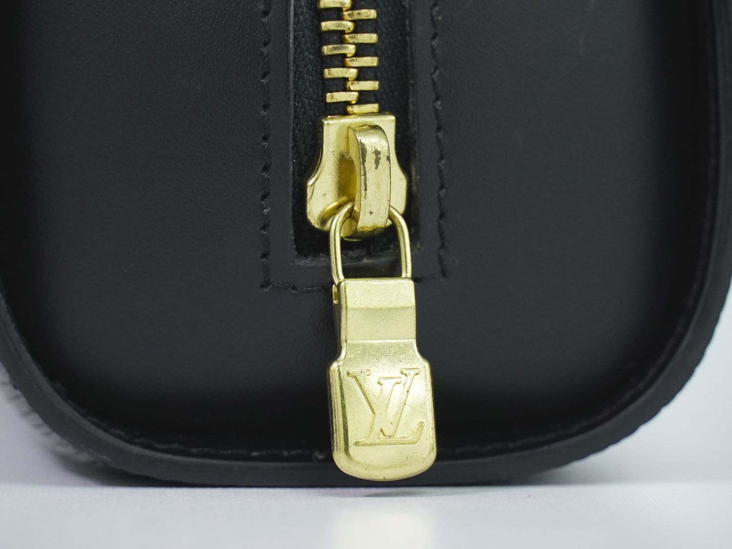 LOUIS VUITTON　ルイヴィトン エピ ドーフィーヌGM クラッチバッグ 楽天市場】【中古】 外美品 ルイヴィトン LOUIS VUITTON