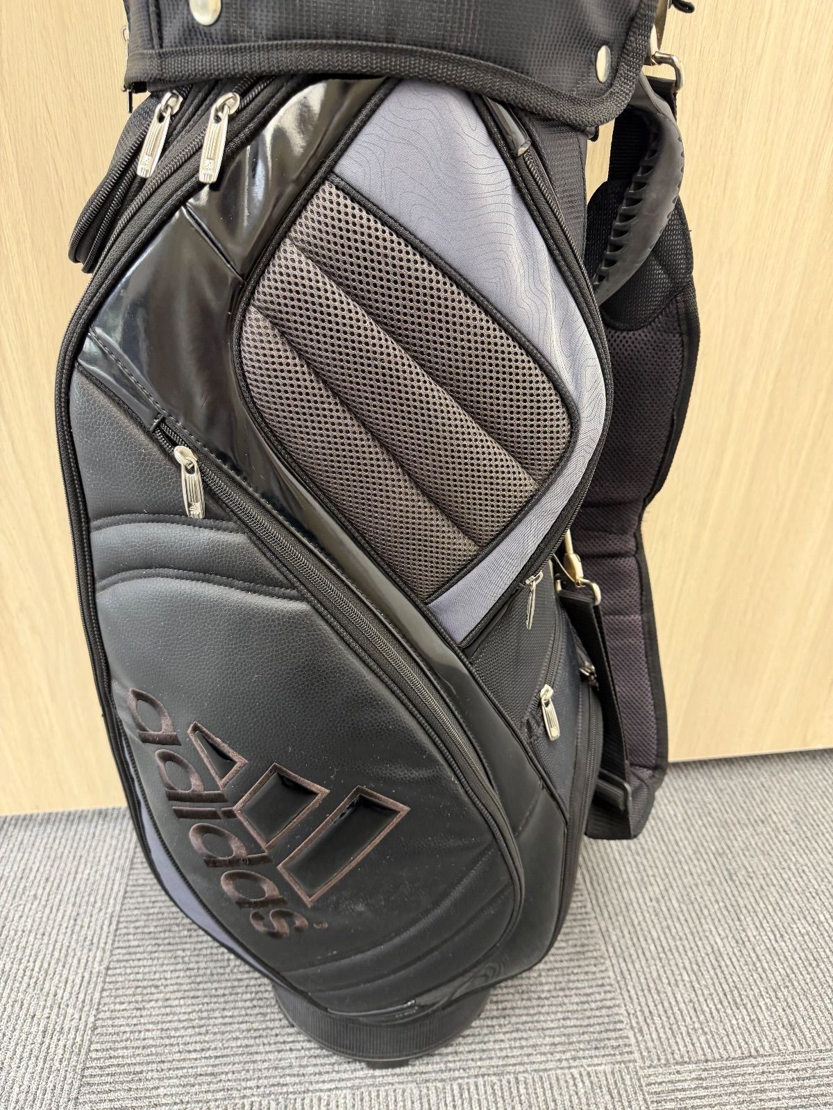 adidas アディダス キャディバッグ 黒 - メルカリ