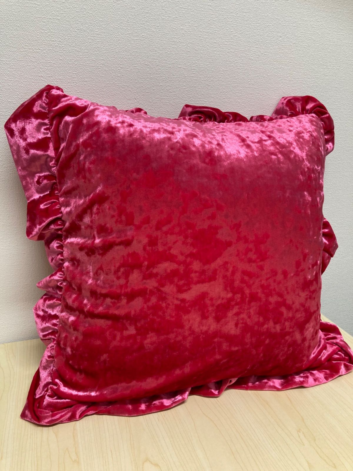 クッションカバー（フリル付き）クラッシュベロアPink