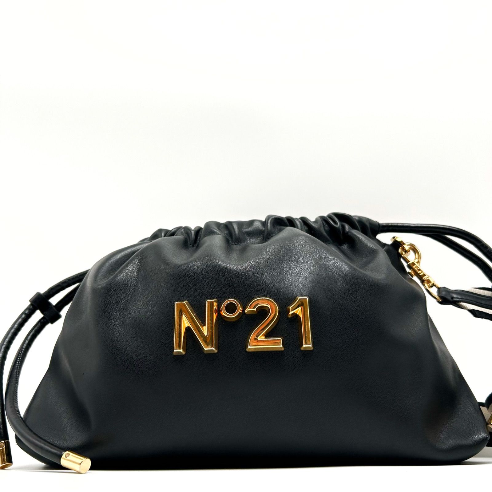 美品 N°21 ヌメロヴェントゥーノ ショルダーバッグ クロスボディ