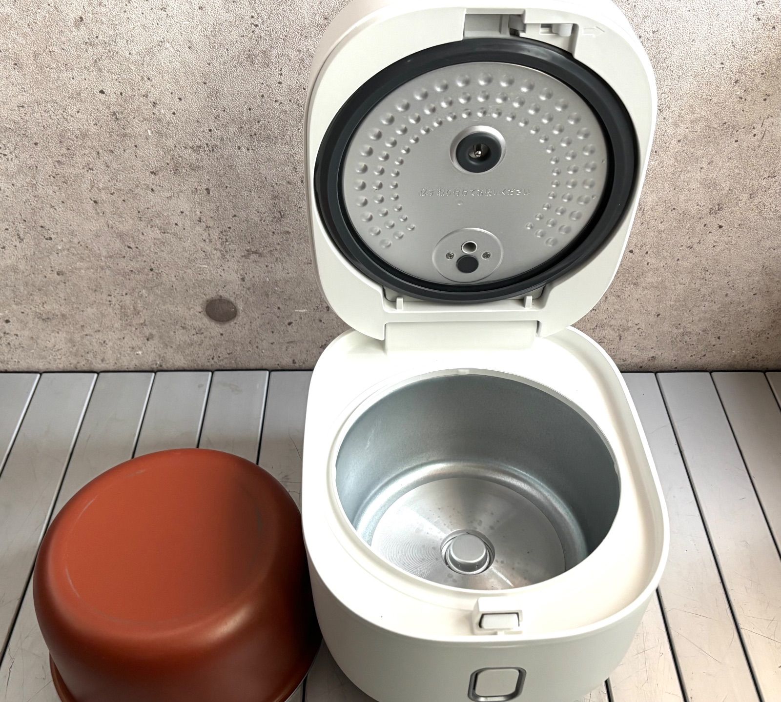 山善 YAMAZEN YJP-DM102 2024年製 炊飯器 5.5 マイコン 式5.5合炊き