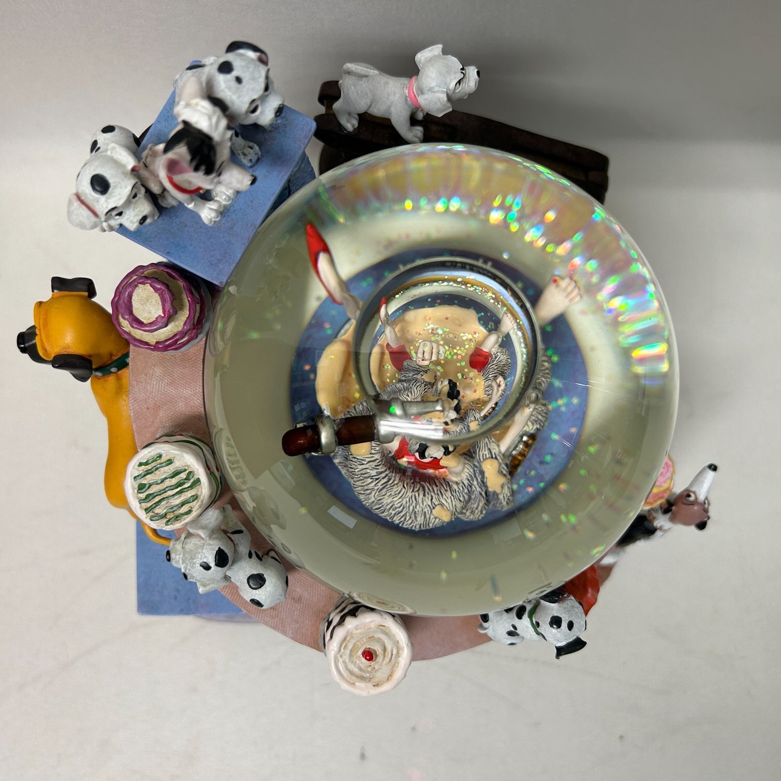 浜館30-793】 101匹わんちゃん クルエラ スノードーム フィギュア