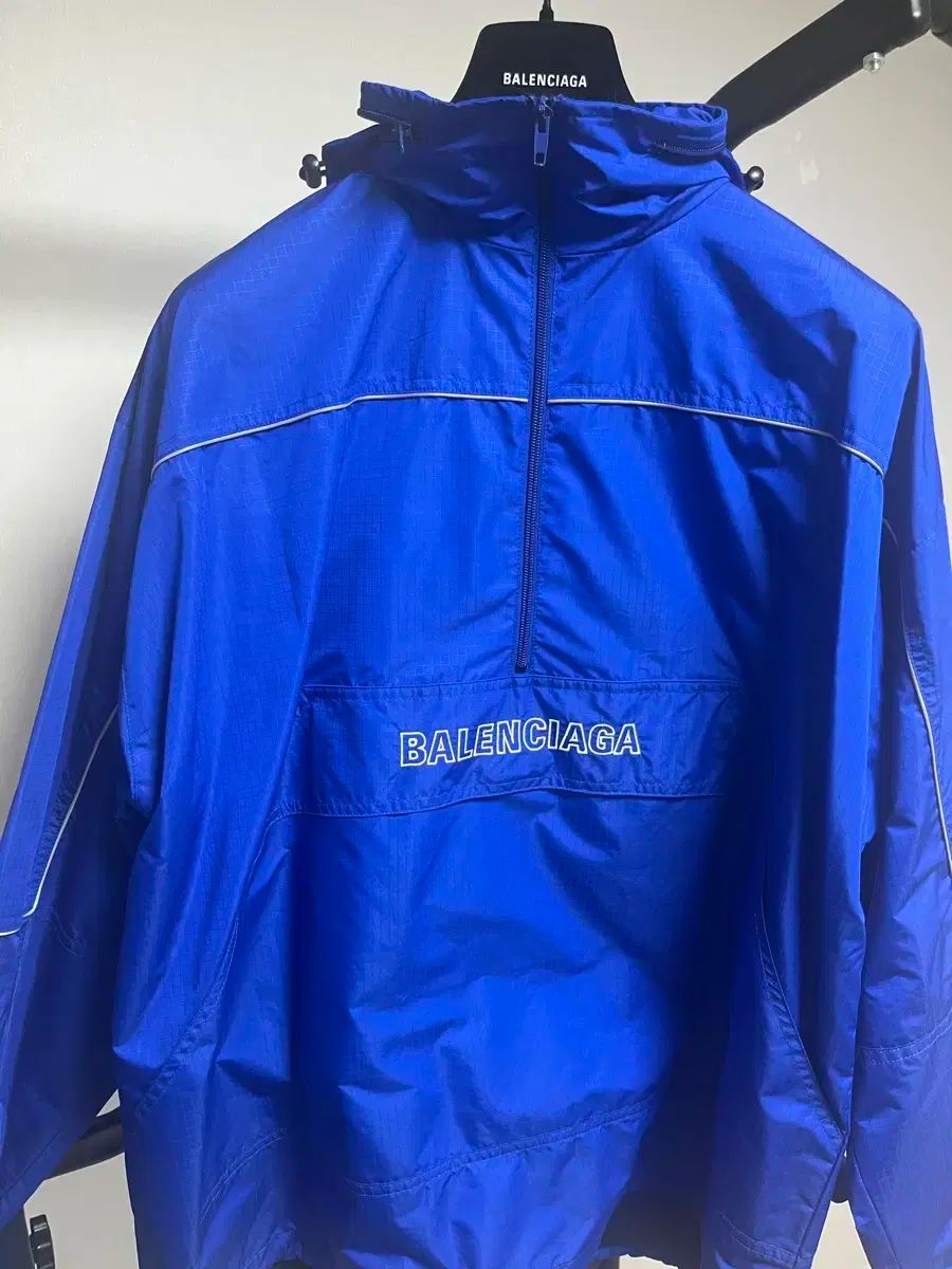 BALENCIAGA アノラックパーカー ウインドブレーカー BALENCIAGA(バレンシアガ) アノラック ウィンドブレーカー
