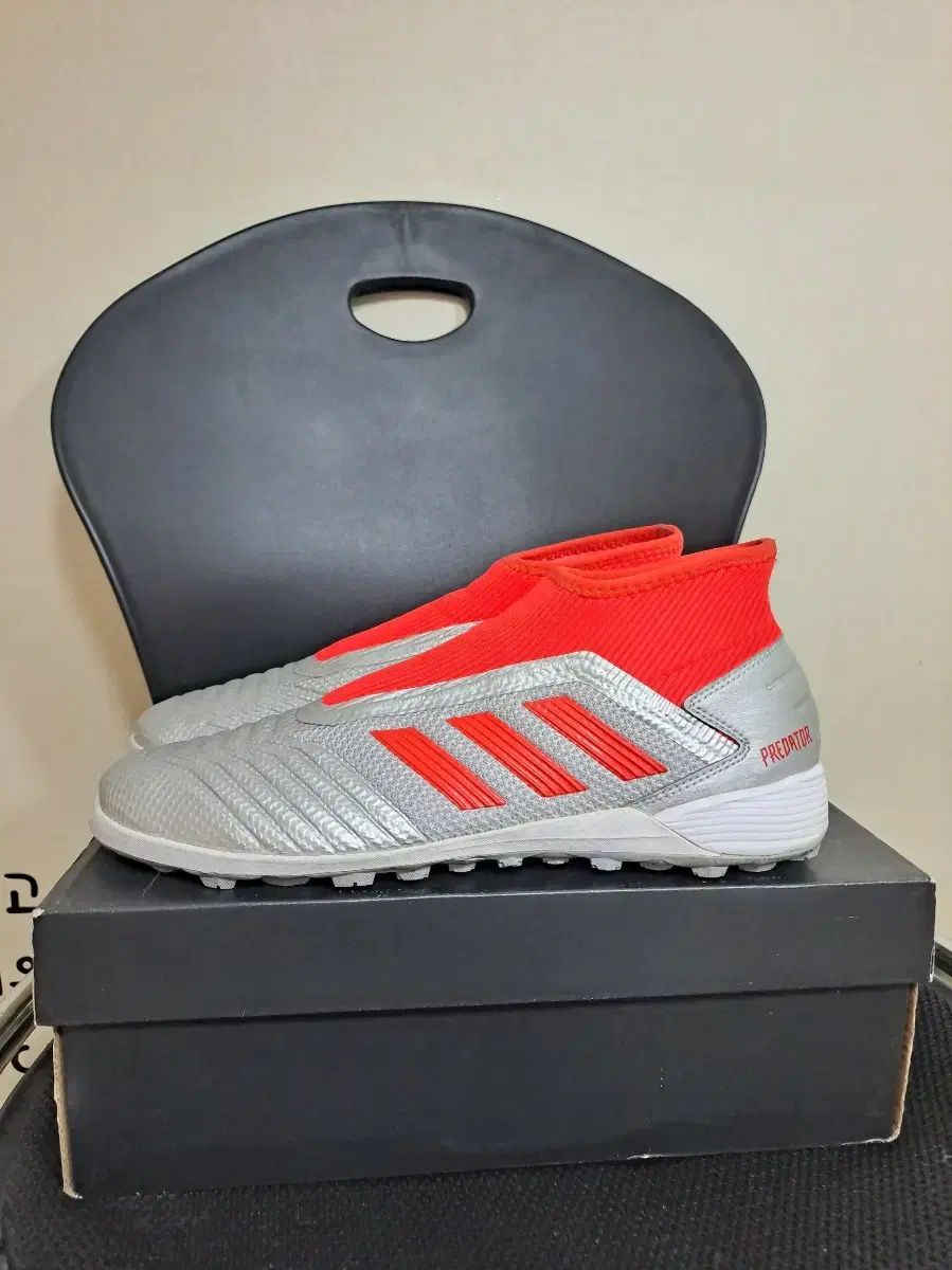 【雷市場（ポンジャン）商品韓国直送】 adidas(アディダス) プレデター 19 3 LL TF サッカーシューズ 265 サイズ
