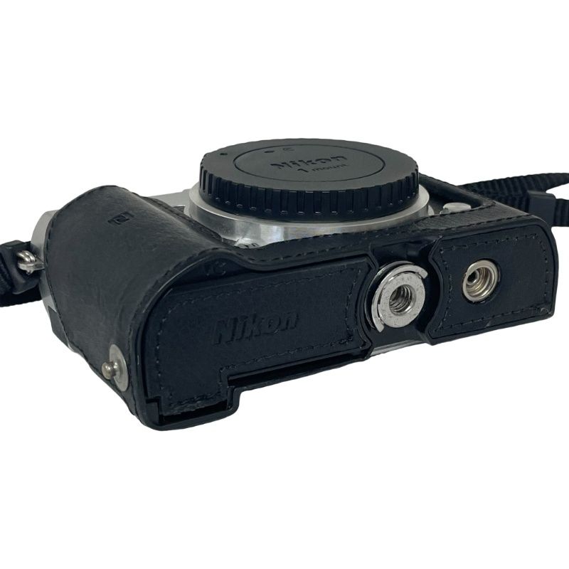 ニコン Nikon 1 J5 ダブルズームレンズキット 1 NIKKOR VR 10