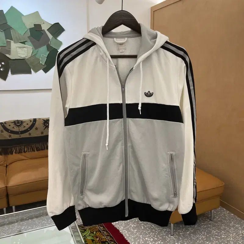 アディダス 必須アイテム ファイヤーバード オレオ トラックジャージ ジャージ パーカー ジップアップ 95 C05850