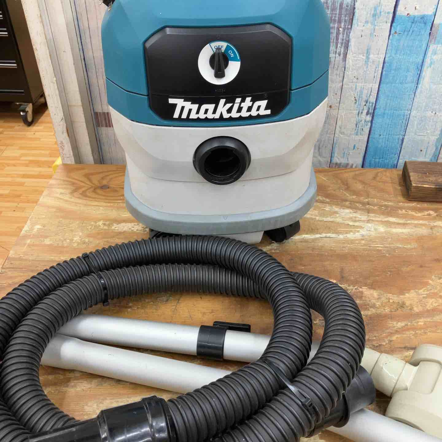 品 マキタ makita 集じん機 乾湿両用 VC1500 ホース ノズル付き 柏店