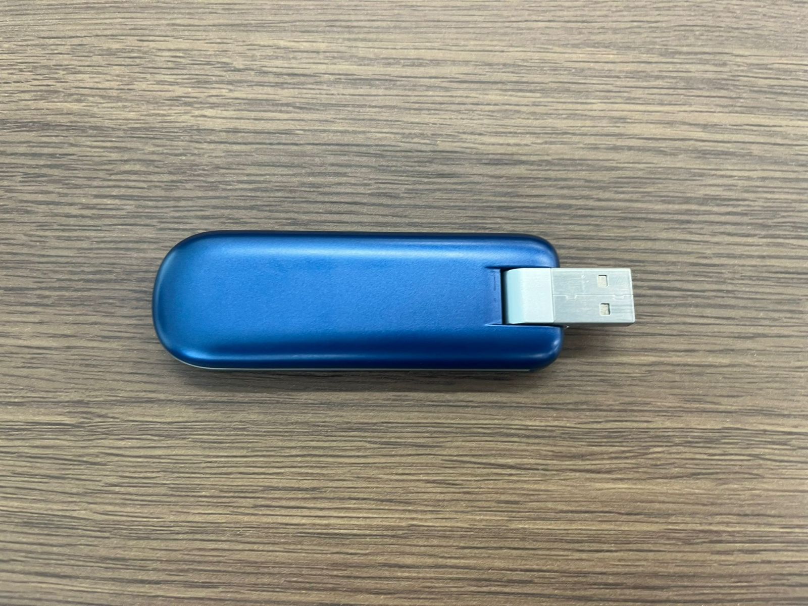 只今タイムセール中。 再入荷!! 品34点まとめ売り!! 3G|LTEデータ通信端末 UX302NC-R 無線LANアダプター 厳選商品を皆様に。