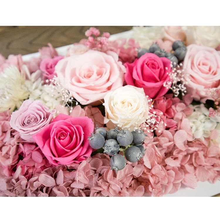 プリザーブドフラワー 額縁に入ったお花 心をこめて丁寧に作りました