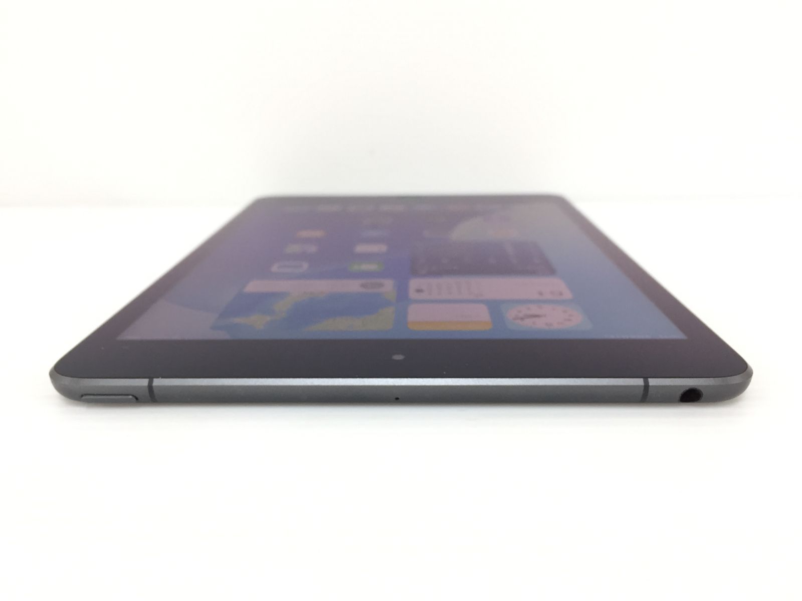 iPad mini 第5世代　au シムフリー　64GB MUX52J/A iPad mini SIMフリー Apple 第5世代 au WiFi+Cellularモデル