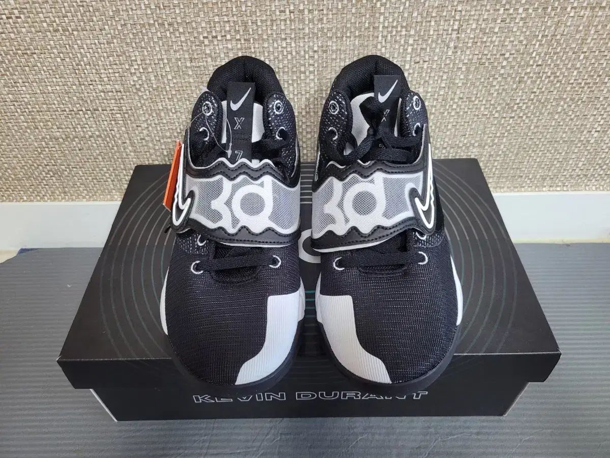 280 サイズ NIKE ナイキ KD バスケットシューズ