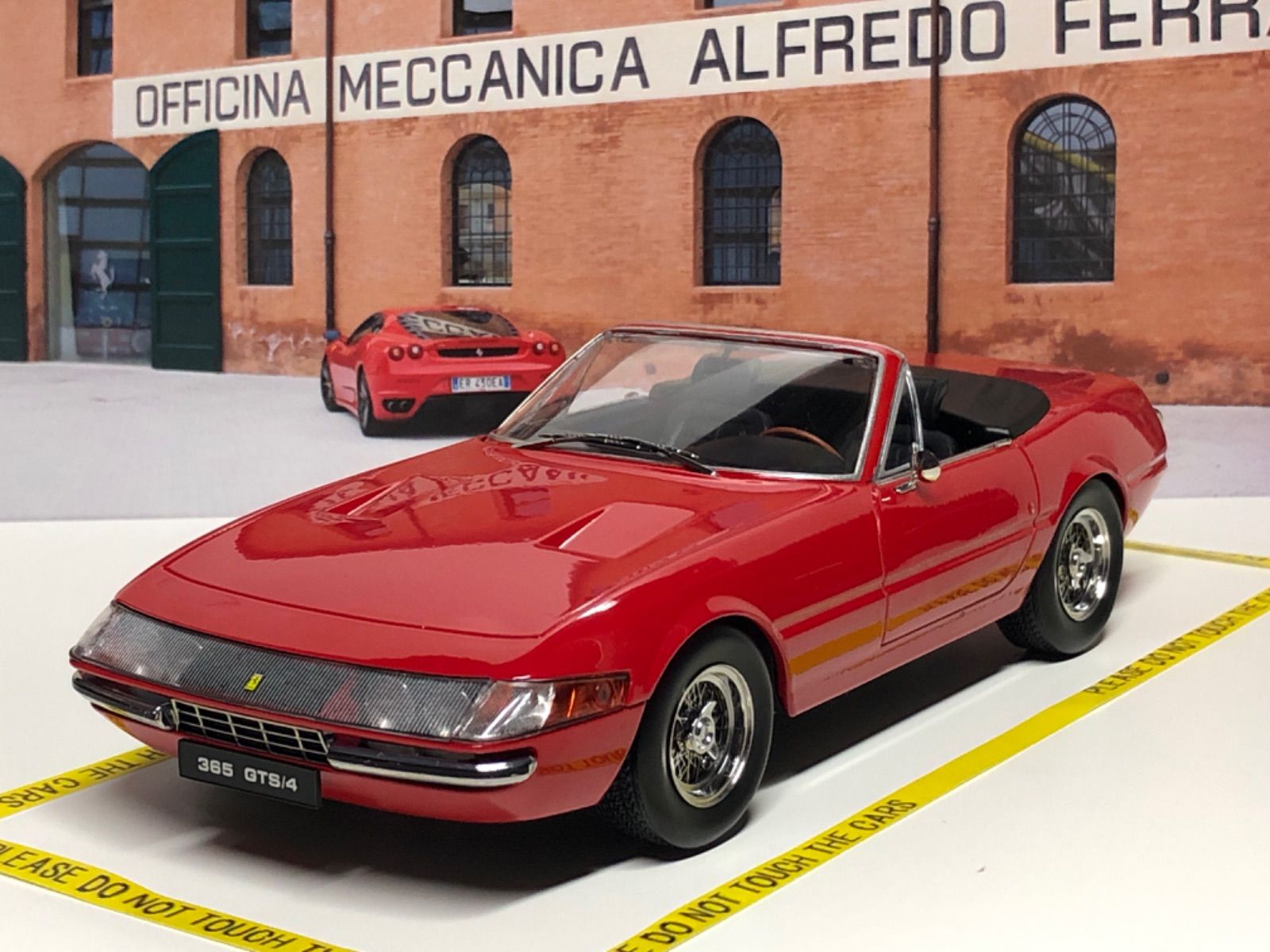 KKScale 1/18 Ferrari 365 GTS/4 Red フェラーリ - メルカリ