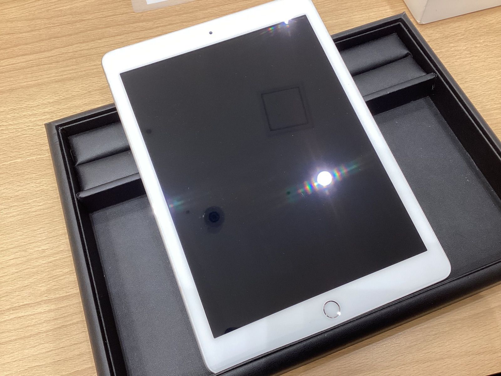 iPad 第6世代 32gb wifi+セルラーモデル iPad Apple 32GB 0 32G アップル