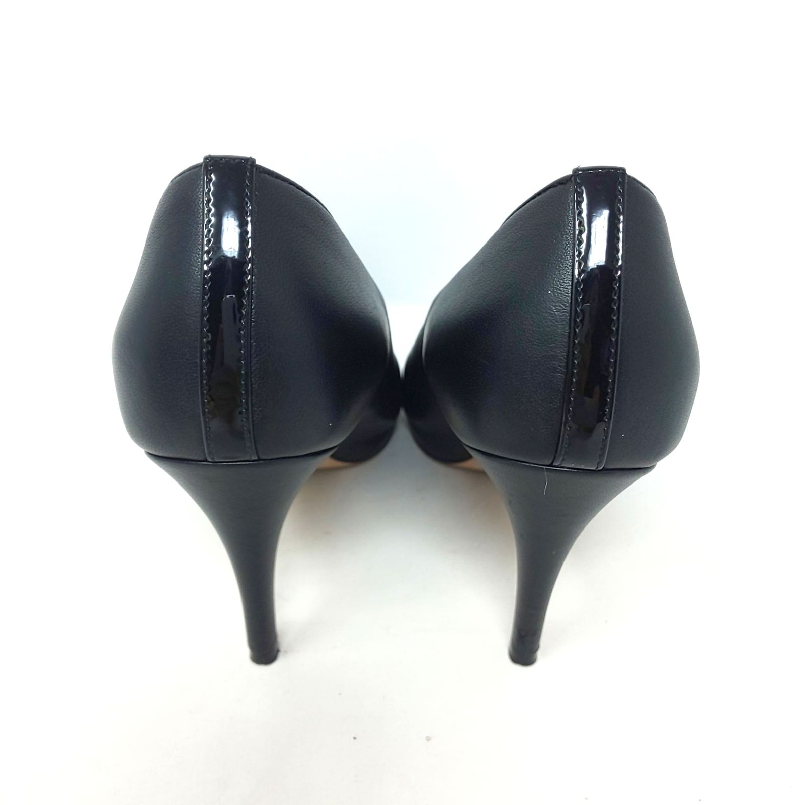 m*a様 CHANEL ブラックエナメルパンプス靴（新品）サイズ24cm 楽天市場】CHANEL シャネル 美品 CHANEL シャネル ヒール ロゴ