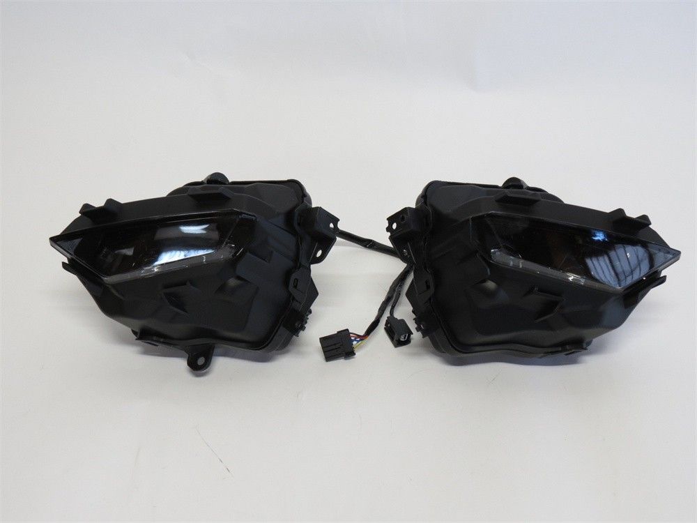 純正タイプ ヘッドライト CBR1000RR 2021 以降 CBR600RR 2020 以降 クリア