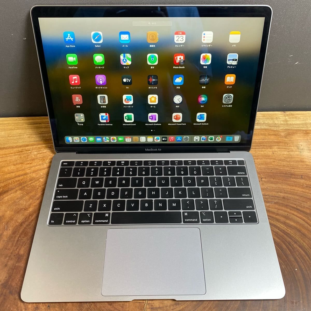 箱付き/美品/SALE］Apple MacBook Air 13inch 2019/Core i5 1.6