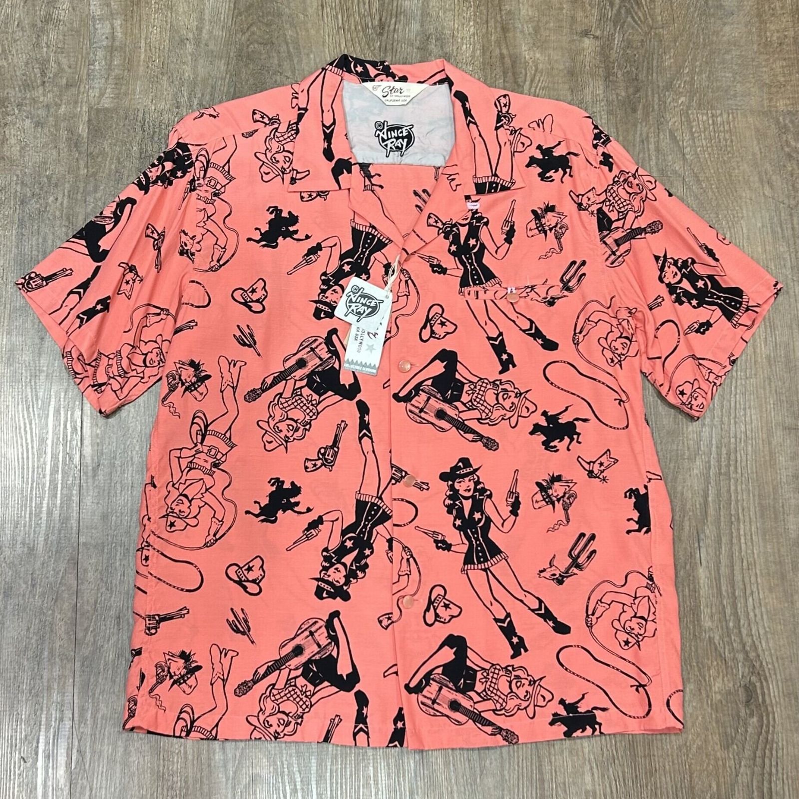 油絵 油彩オリジナル原画 南美穂子 花 薔薇を見つめる女性 ０号 サイン入り 油絵 油彩オリジナル原画 南美穂子 花 薔薇を見つめる女性 0号