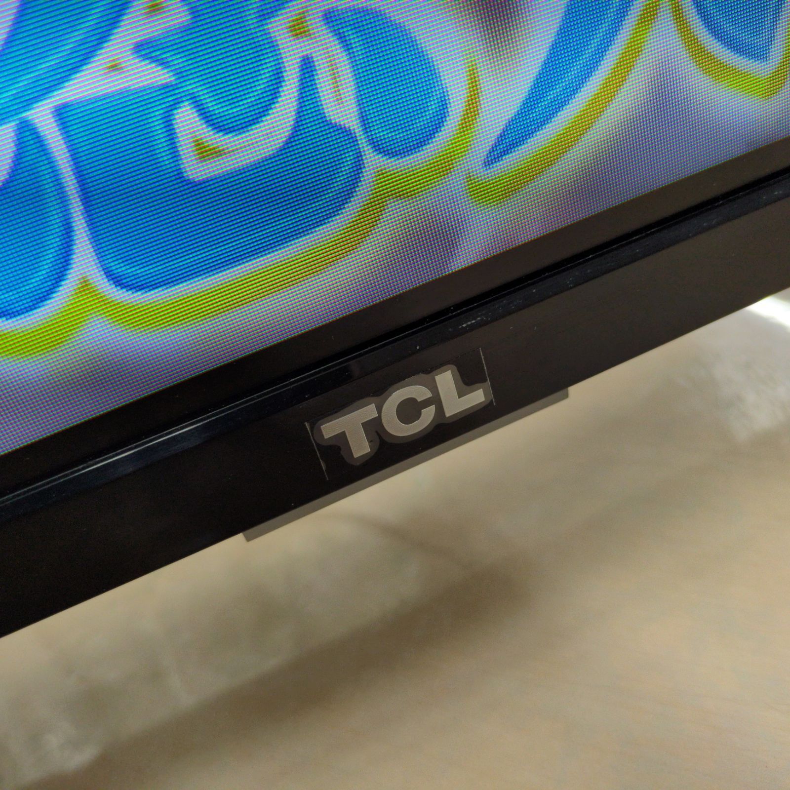 J567 ☆画面小キズ☆2018年製☆TCL☆32インチ地デジTV☆32D2900