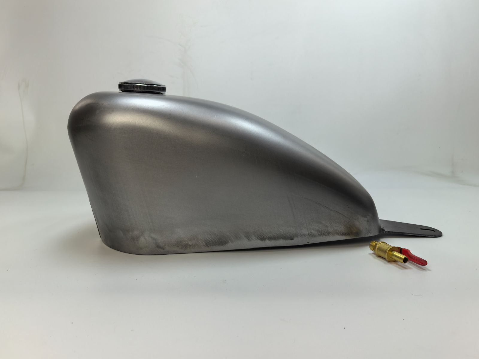 品 T-58 ６L YAMAHA ヤマハ ビラーゴ250 XV250 スポーツスタータンク ワンオフ ボルトオン タンク製作工房