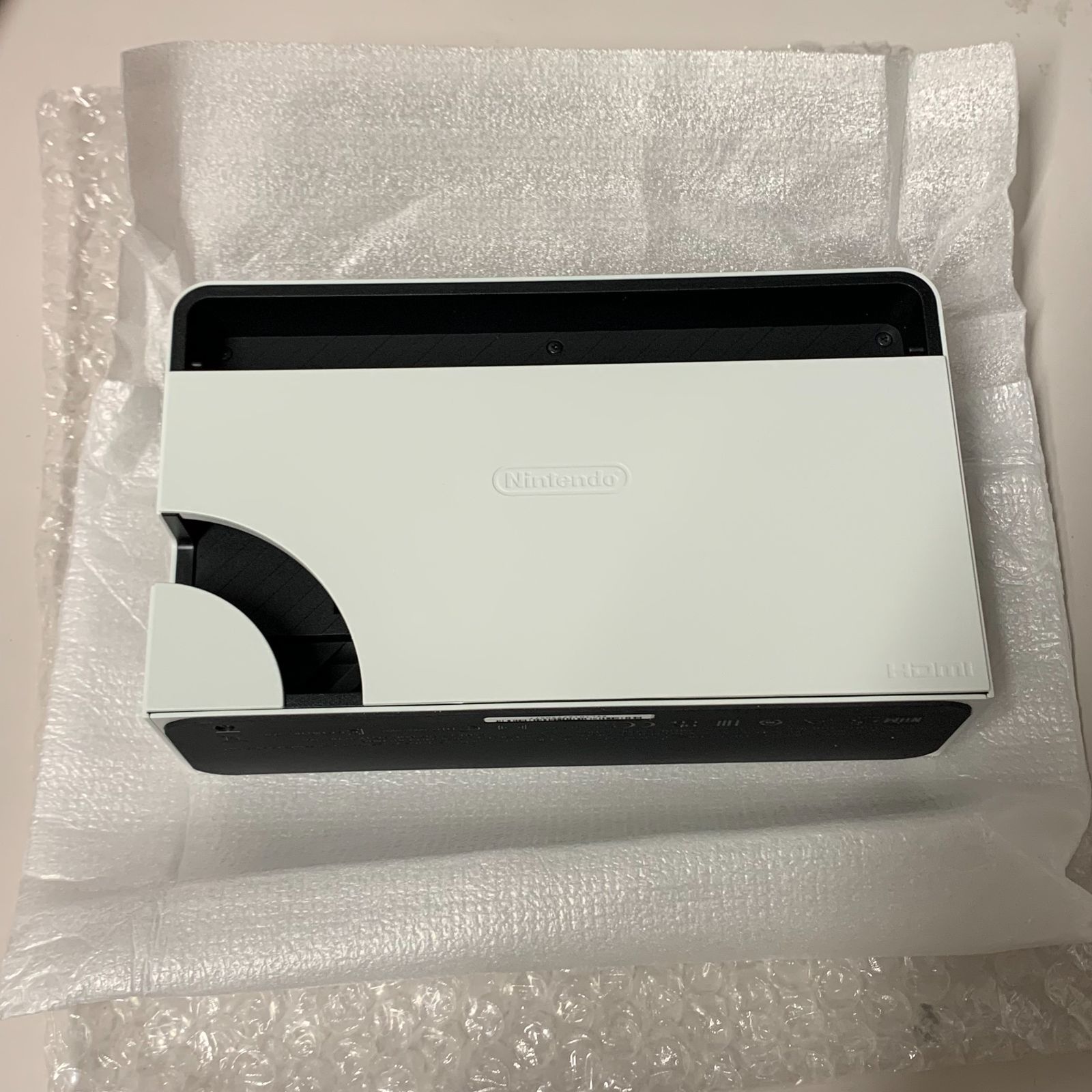 本体 有機EL