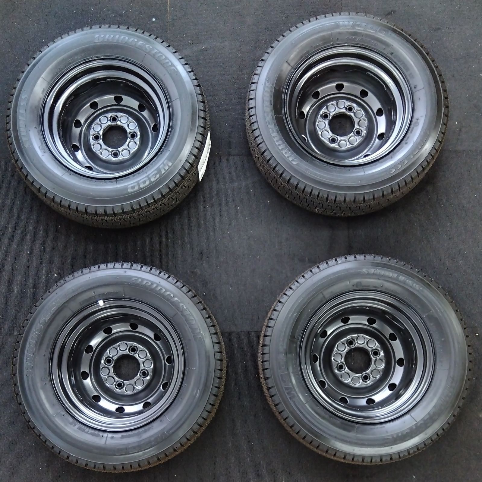 新品未使用 タイヤホイールセット 4本セット TOPYスチールホイール 12 