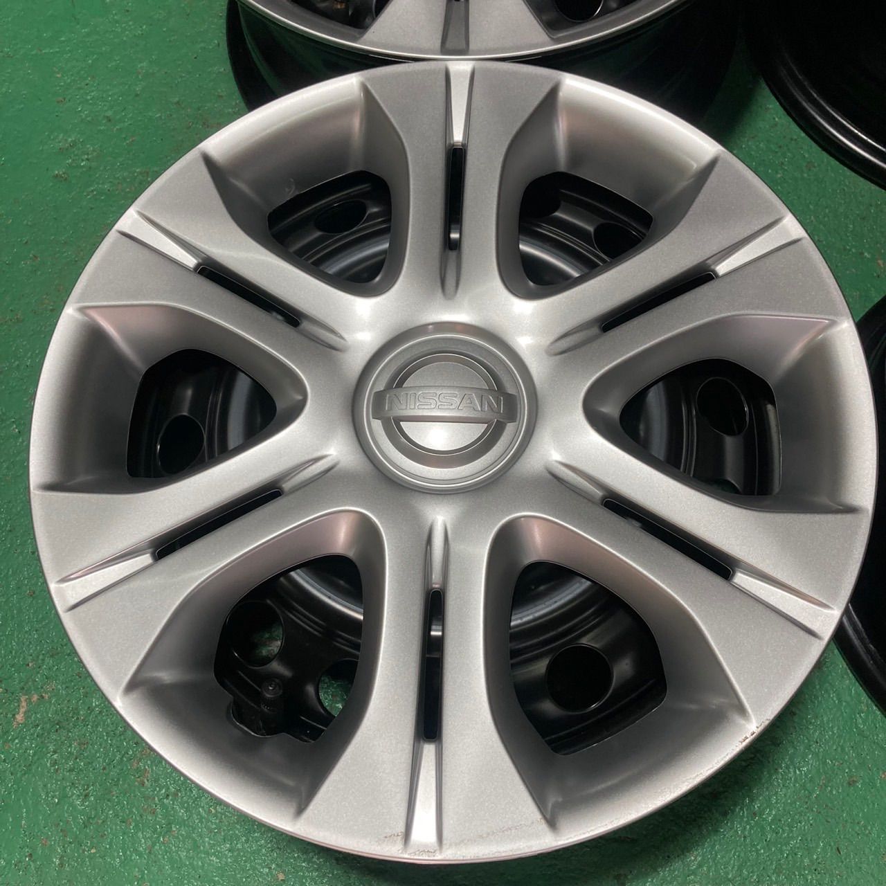 日産 ノート 純正 スチールホイール 14インチ ノート 【純正品】日産 ノート純正スチール 14インチ 14×5.5J
