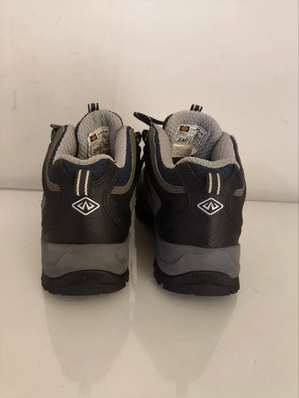 キャンプライン 登山靴