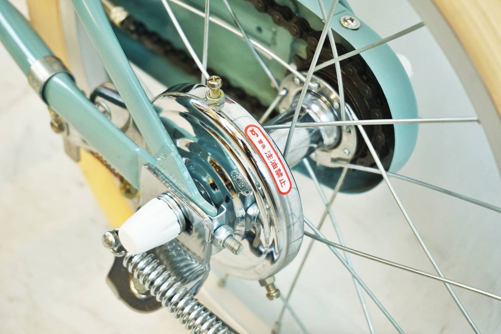 モデル 16インチ