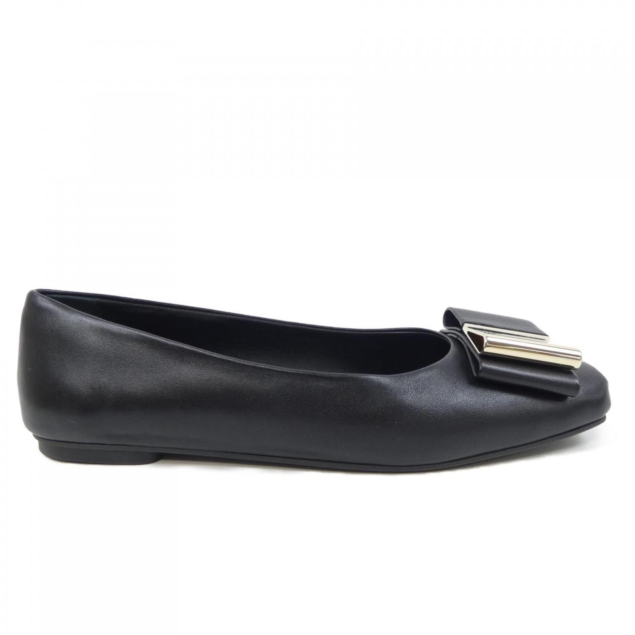 フェラガモ FERRAGAMO フラットシューズ