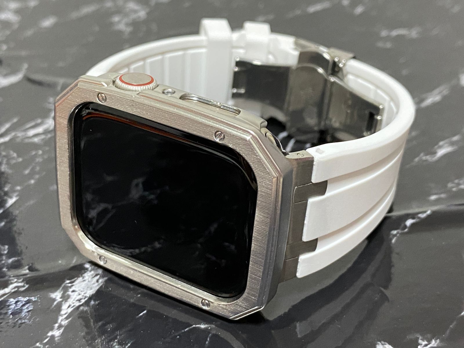 ゴールド×ブラック アップルウォッチ ラバーベルト Apple Watch