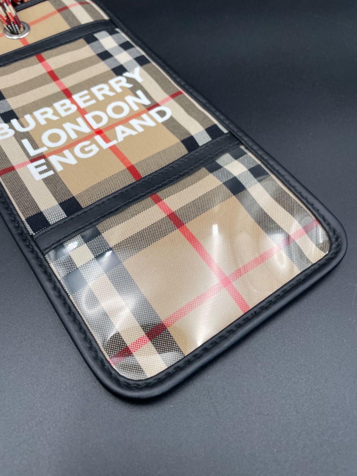 新品未開封 BURBERRY トランプ カード ノバチェック 箱付き 新品未開封 BURBERRY トランプ カード ノバチェック 箱付き
