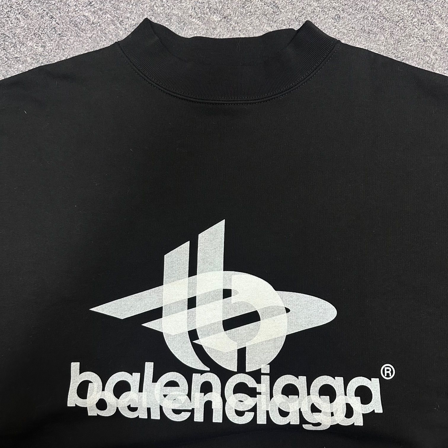BALENCIAGA バレンシアガ Layered Sports Round BALENCIAGA - LAYERED SPORTS ROUND LONG SLEEVED T-SHIRT / メンズ