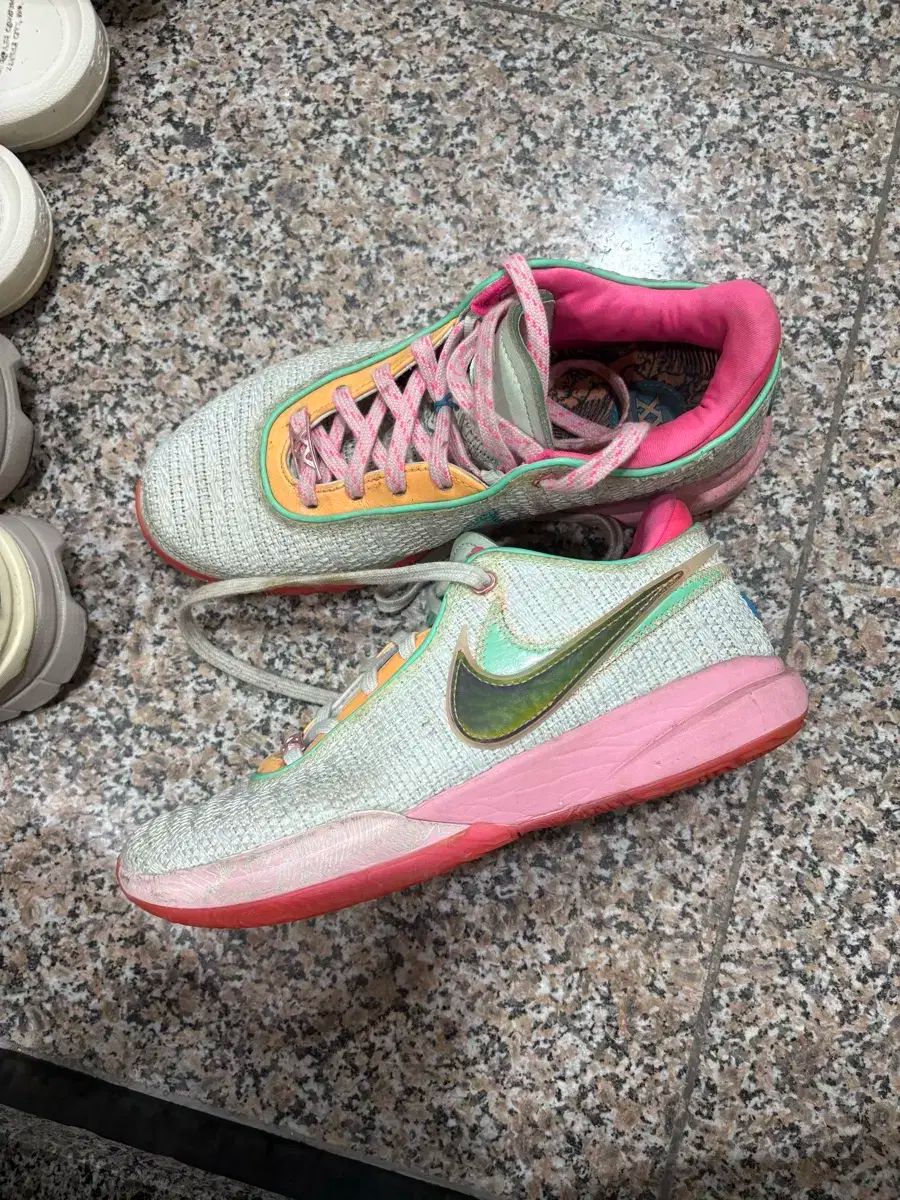 レブロン20 Nike バスケットボールシューズ lebron 20 レブロン 20 nike バスケットシューズナイキ NIKE