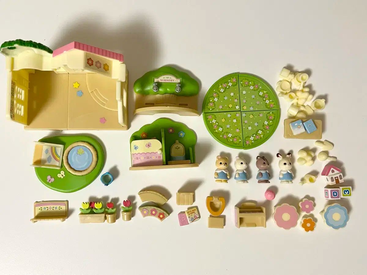  シルバニアファミリー 幼稚園 ガチャ カバヤ まとめ売り その他