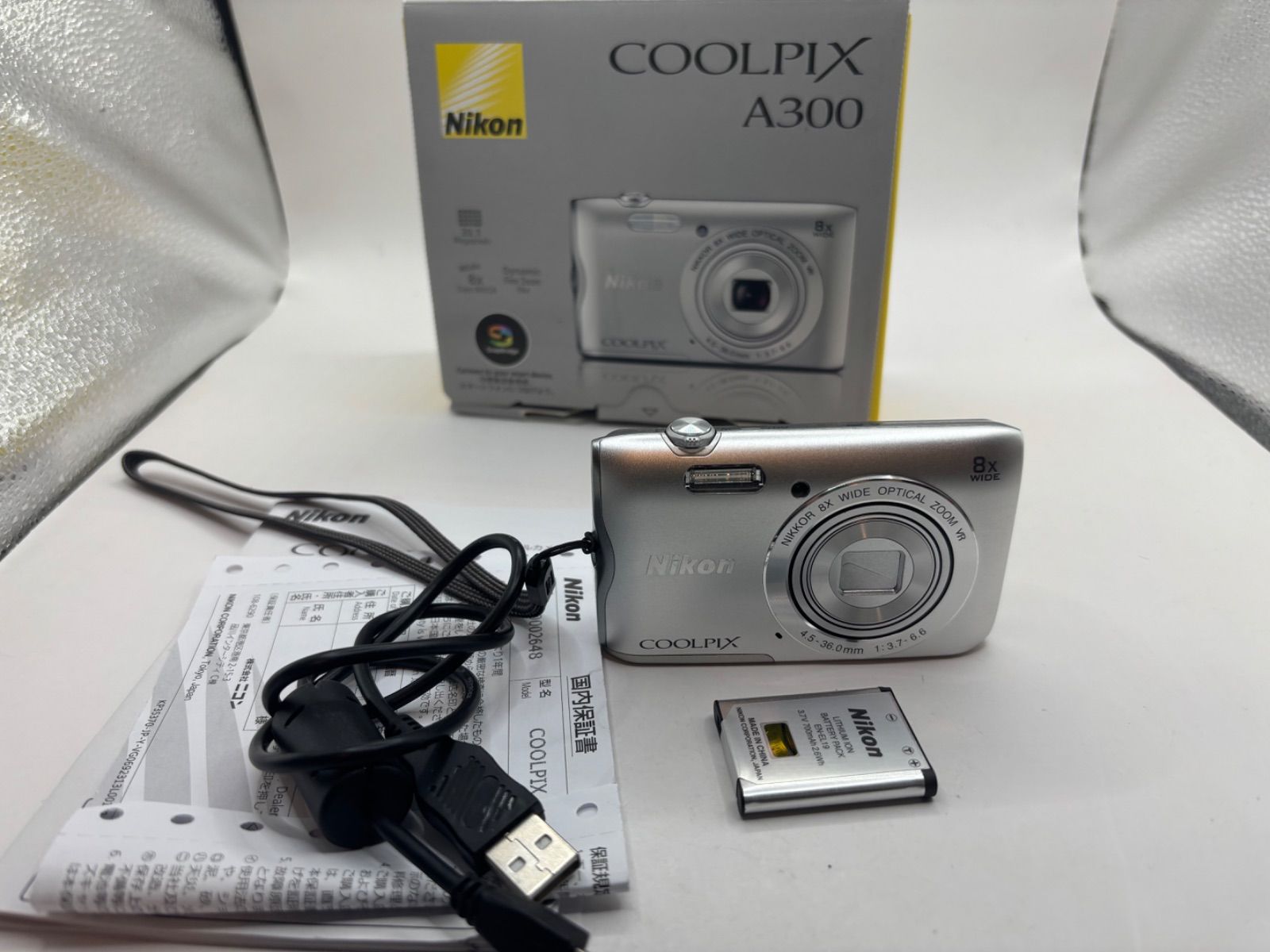 Nikon coolpix A300 Wi-Fi 動作確認済み Nikon Coolpix A300 20-megapixel camera with 8X optical zoom