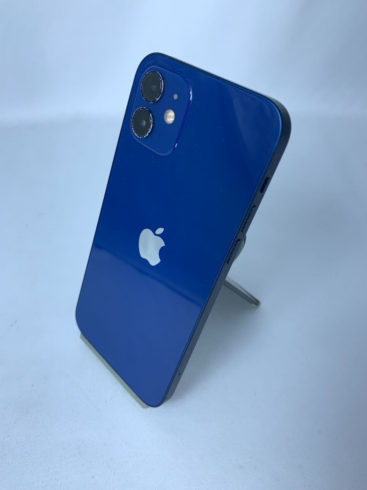 【中古・カメラ周りキズ有】iPhone 12 256GB ブルー simロック解除済