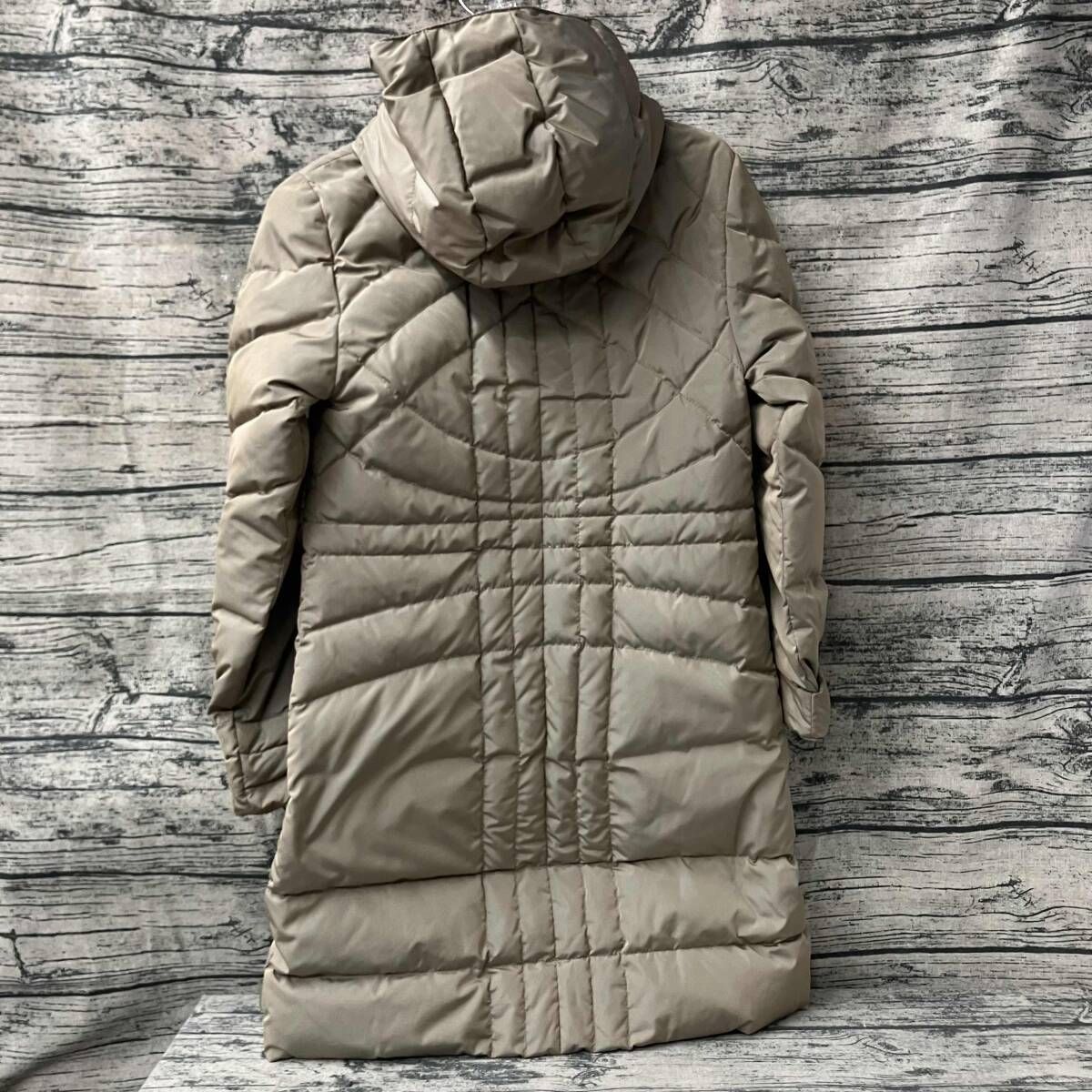 MONCLER モンクレール Z7HJ1058 ダウンコート サイズ0 ベージュ