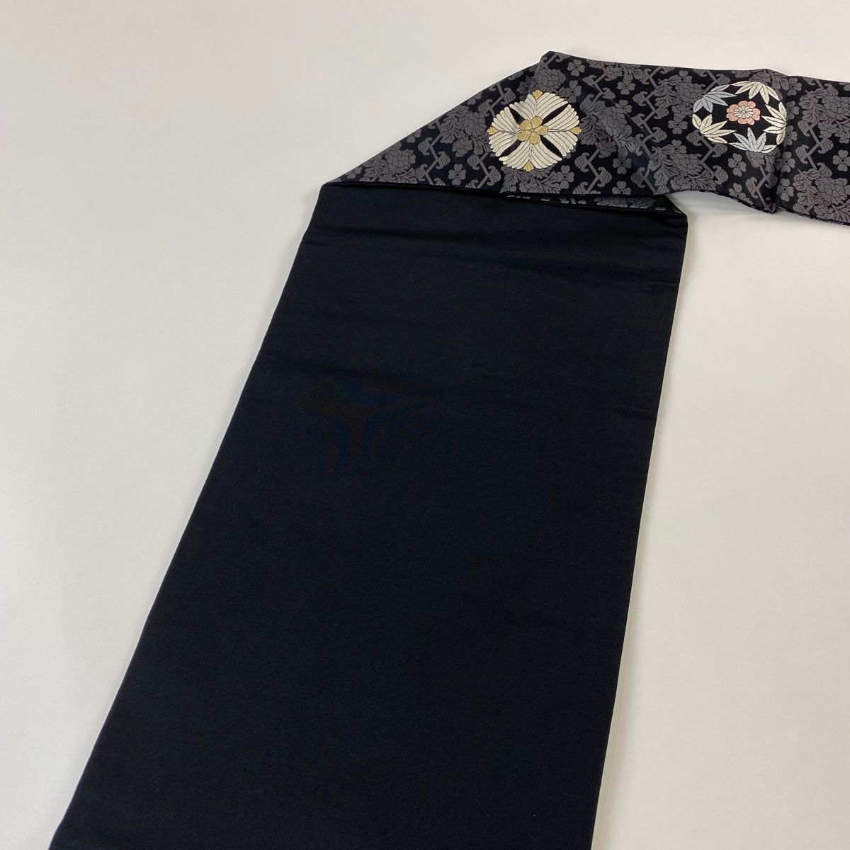 名古屋帯 名品 松竹梅 草花 唐織 黒 正絹 【中古】 - メルカリ