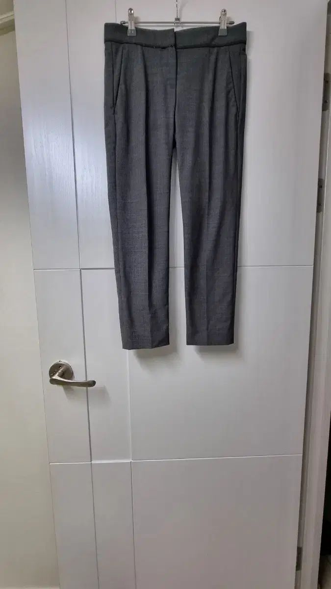 ブルネロ クチネッリ ダークグレー 夏 スパン糸 スラックス