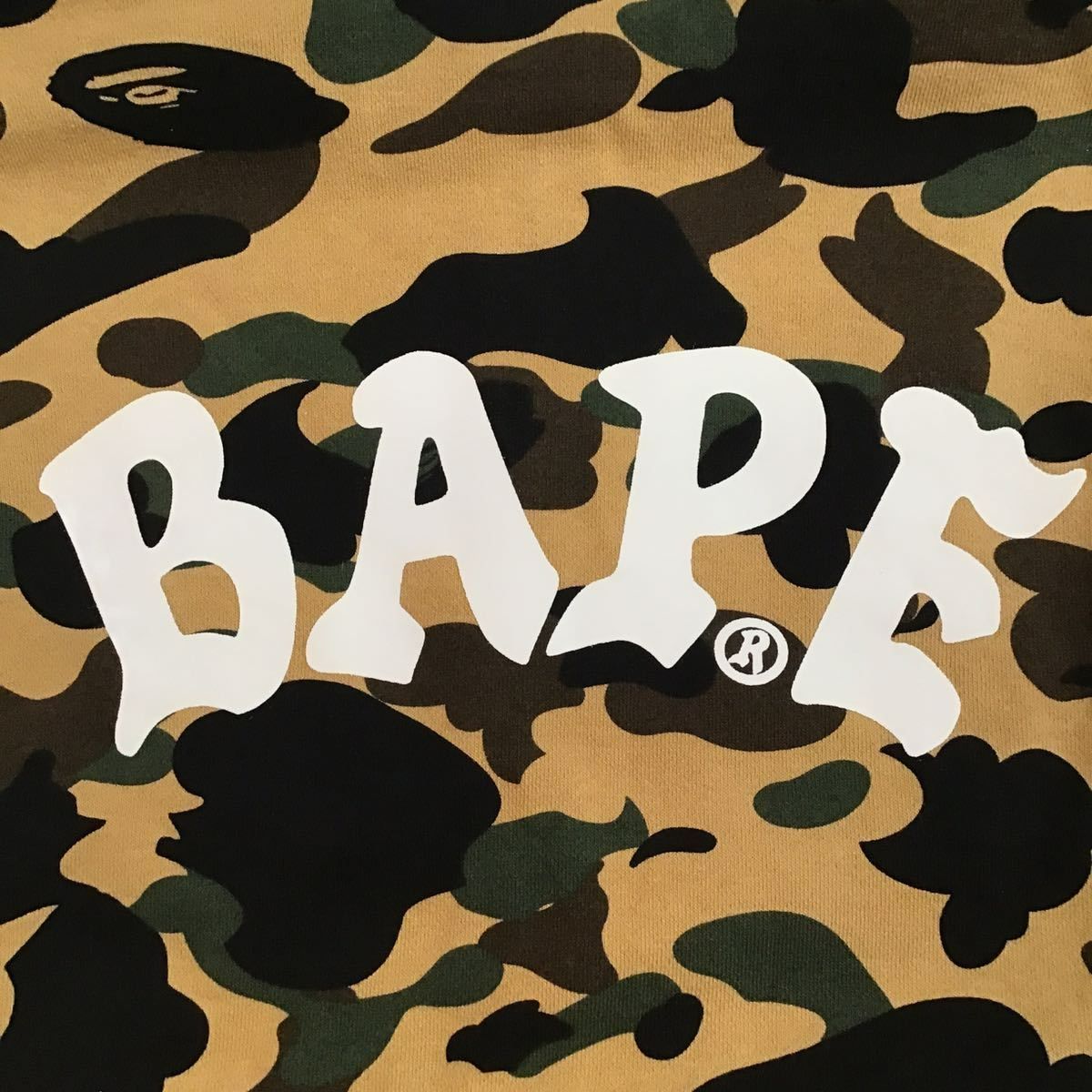 BAPE crazy 1st camo フルジップ パーカー Mサイズ a bathing ape full zip hoodie エイプ ベイプ  アベイシングエイプ 迷彩 - メルカリ