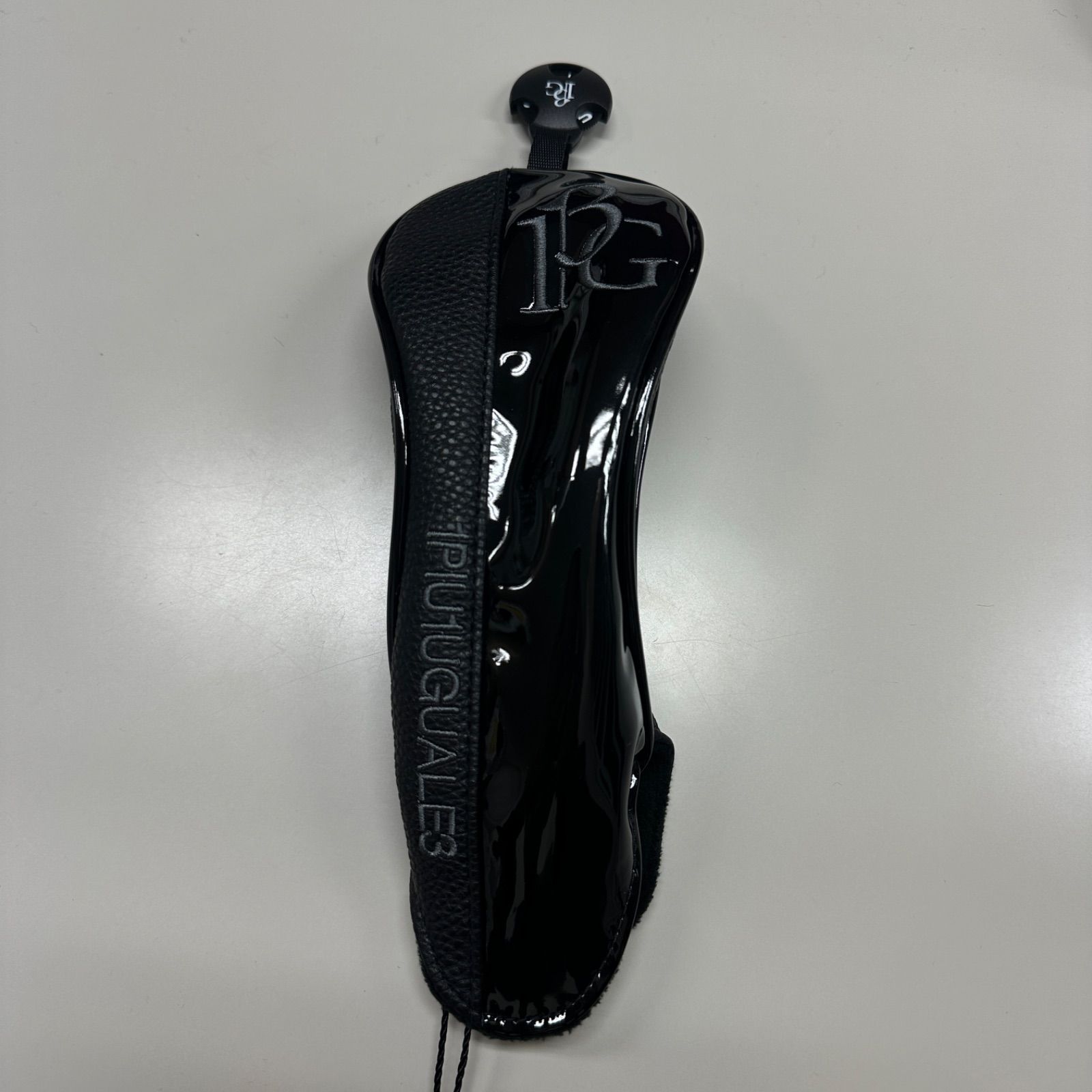 参考上代14300円 1PIU1UGUALE3 GOLF ユーティリティーヘッドカバー ゴルフカバー ゴルフ用品 ウノピゥウノウグァーレトレ GRG234 POE359 ブラック F 98292A7