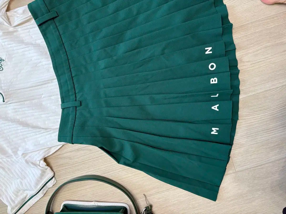 マルボンゴルフ レディース パーカー ショートパンツ セットアップ 2点