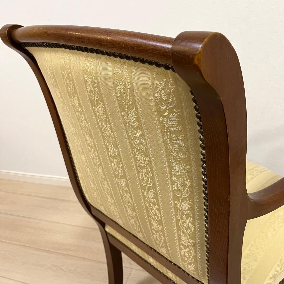 (け89)ロココ様式 猫脚 アンティークアームチェア け89)ロココ様式 猫脚 アンティークアームチェア