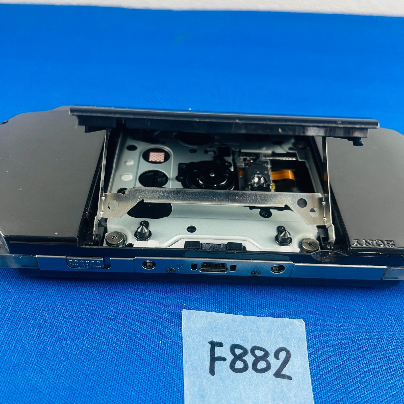 ◇F882【通電OK】PSP グランツーリスモ レーシングパック GRAN