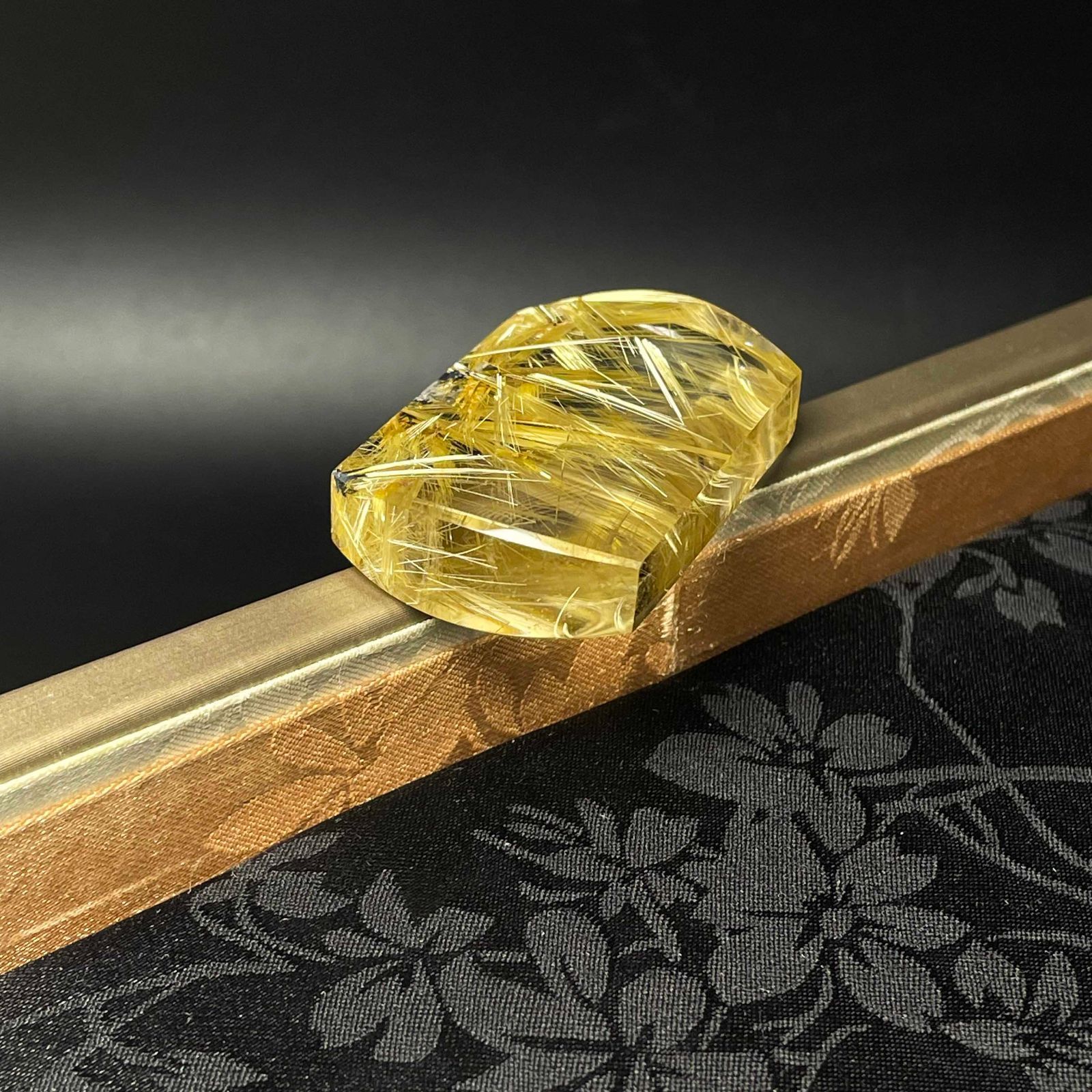 EU製 太陽花タイチンルチル